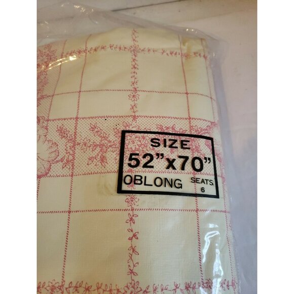 Vintage  Luxurious Vinyl 52”x70” Oblong Vinyl Flannel Back Spring Tablecloth - Picture 2 of 3